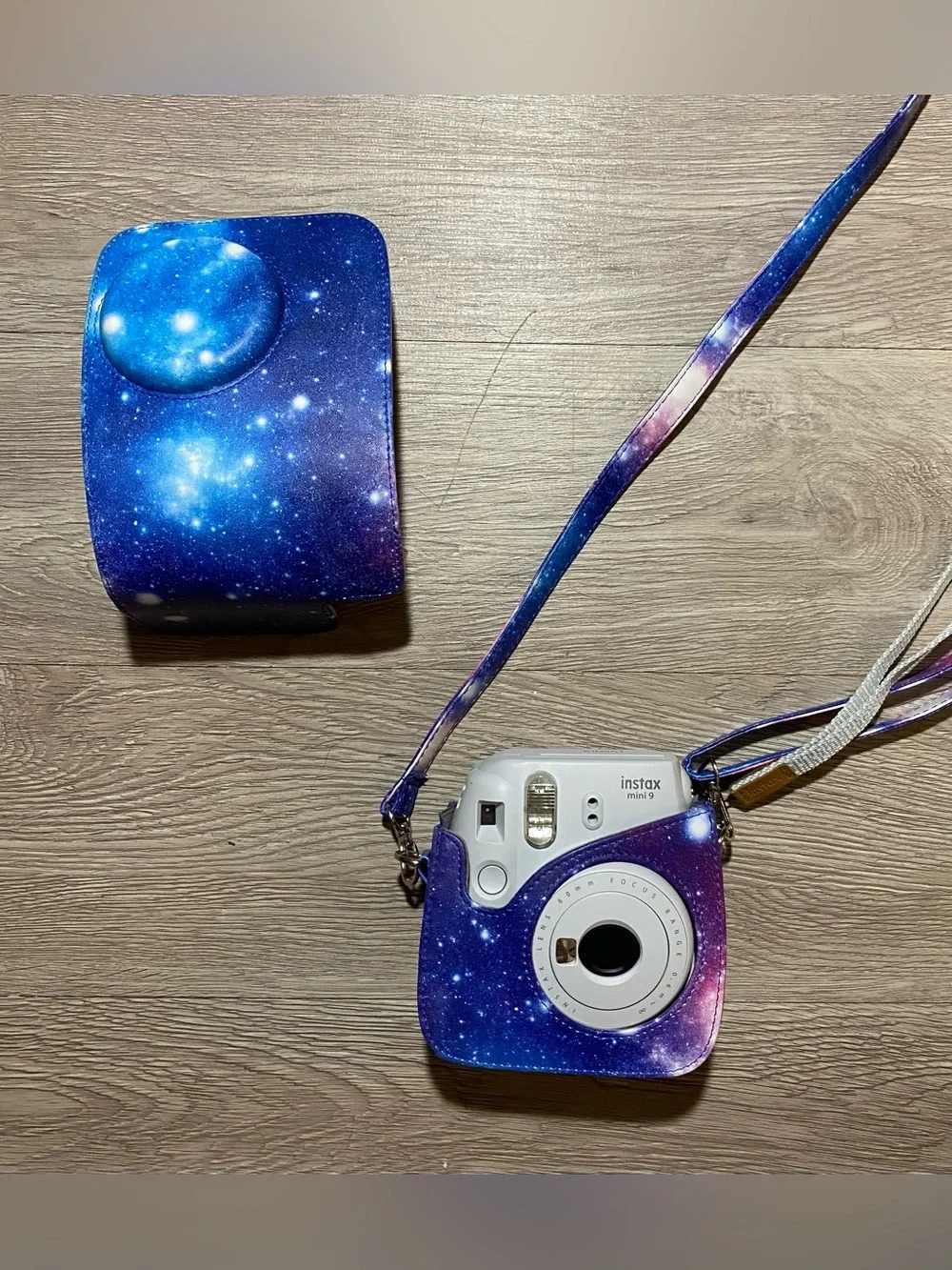 FujiFilm Instax Mini 9 + Case